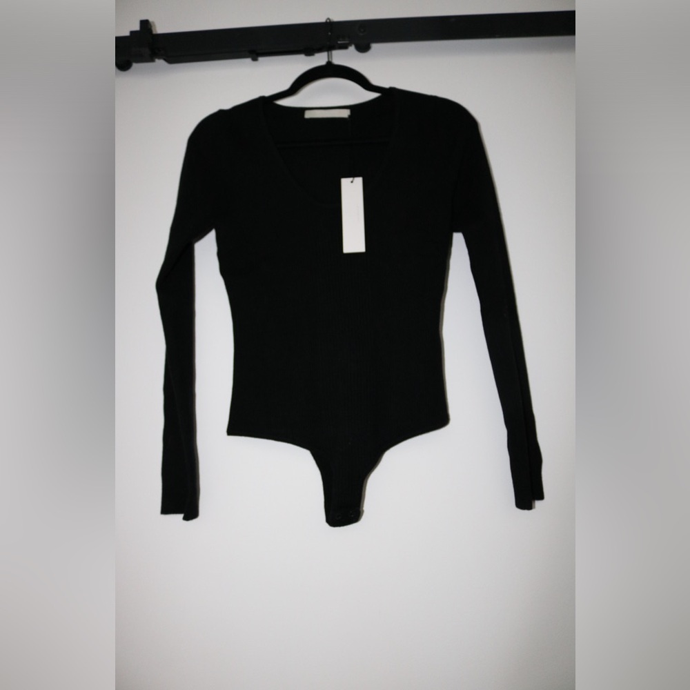 NWT- One Grey Day Fica Bodysuit in Black- Size Large - Picture 3 of 9